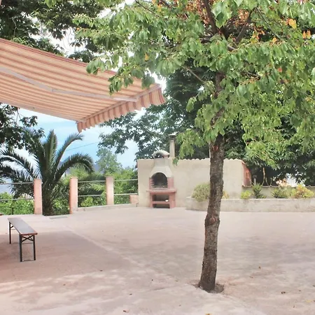 La Casetta Nel Bosco Per Turisti * Castelbuono (Sicily)