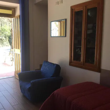 Holiday home La Casetta Nel Bosco Per Turisti