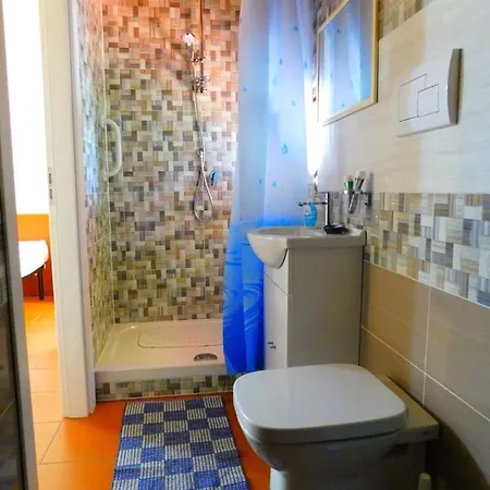 La Casetta Nel Bosco Per Turisti Holiday home *