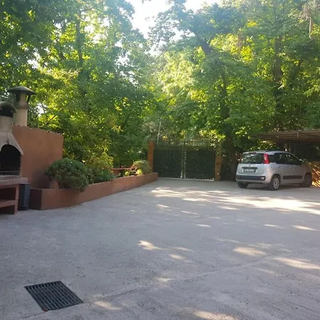 La Casetta Nel Bosco Per Turisti Holiday home Castelbuono (Sicily)